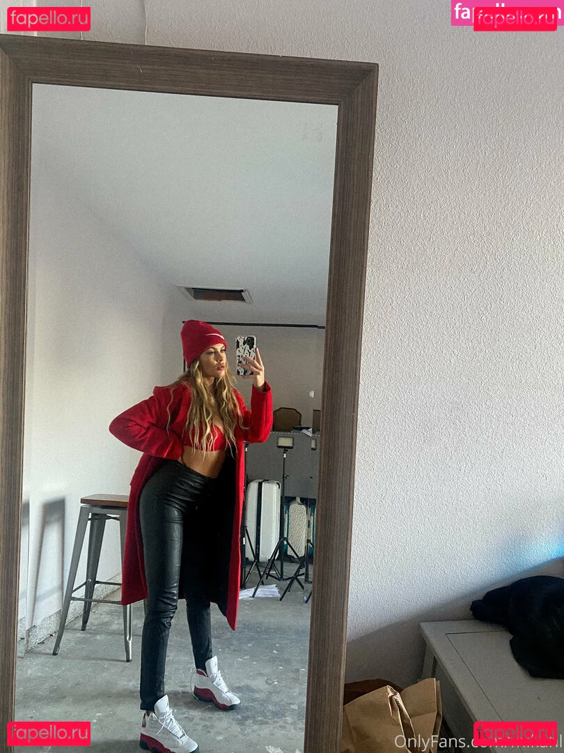 mikahl Onlyfans Photo Gallery 