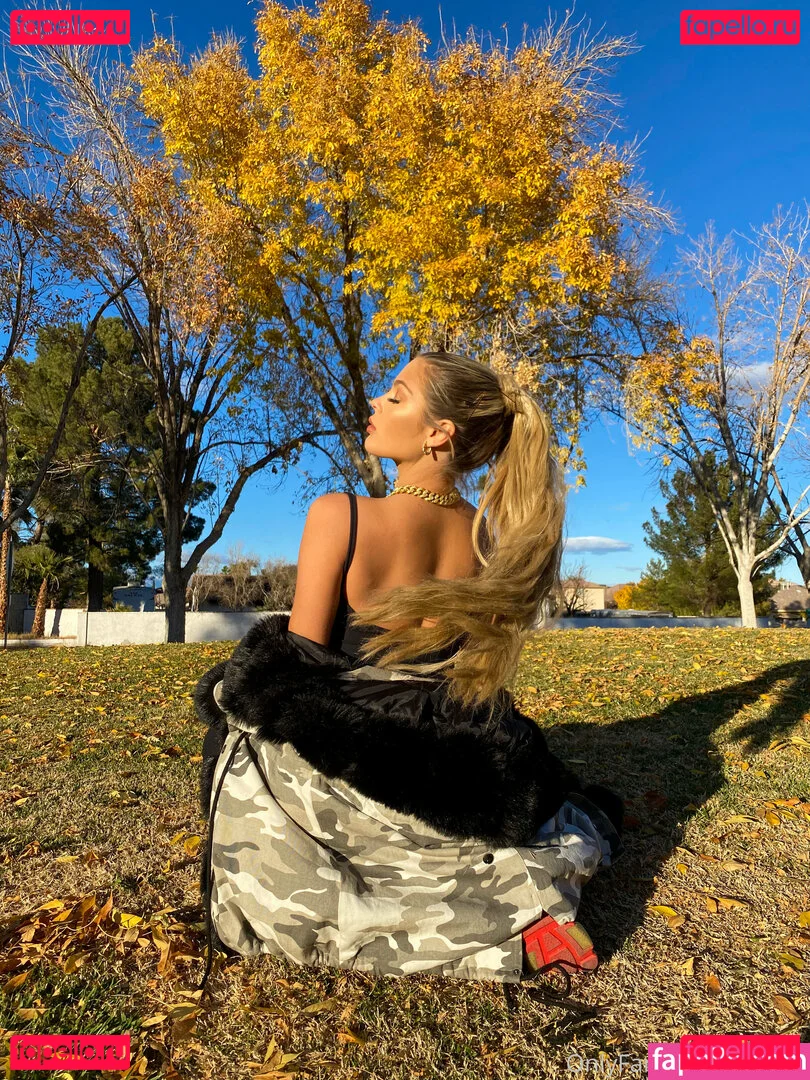 mikahl Onlyfans Photo Gallery 