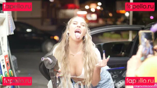 mikahl Onlyfans Photo Gallery 