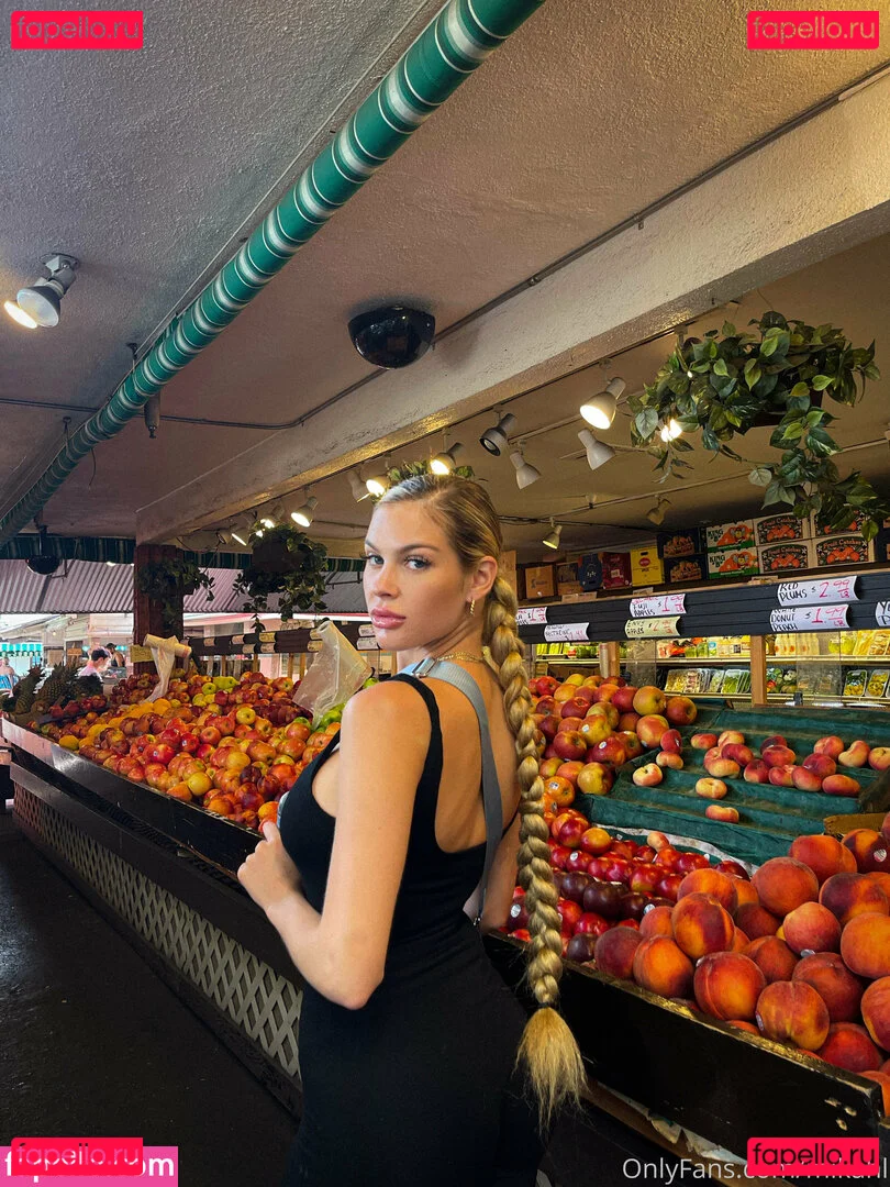 mikahl Onlyfans Photo Gallery 