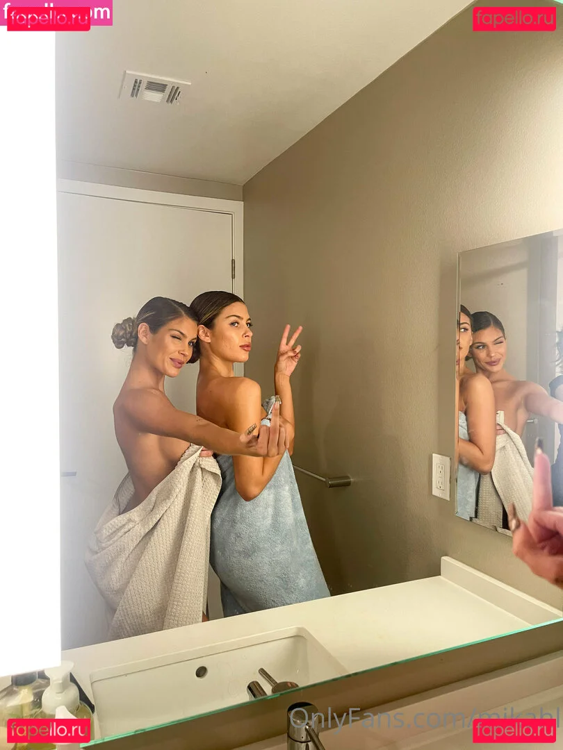 mikahl Onlyfans Photo Gallery 