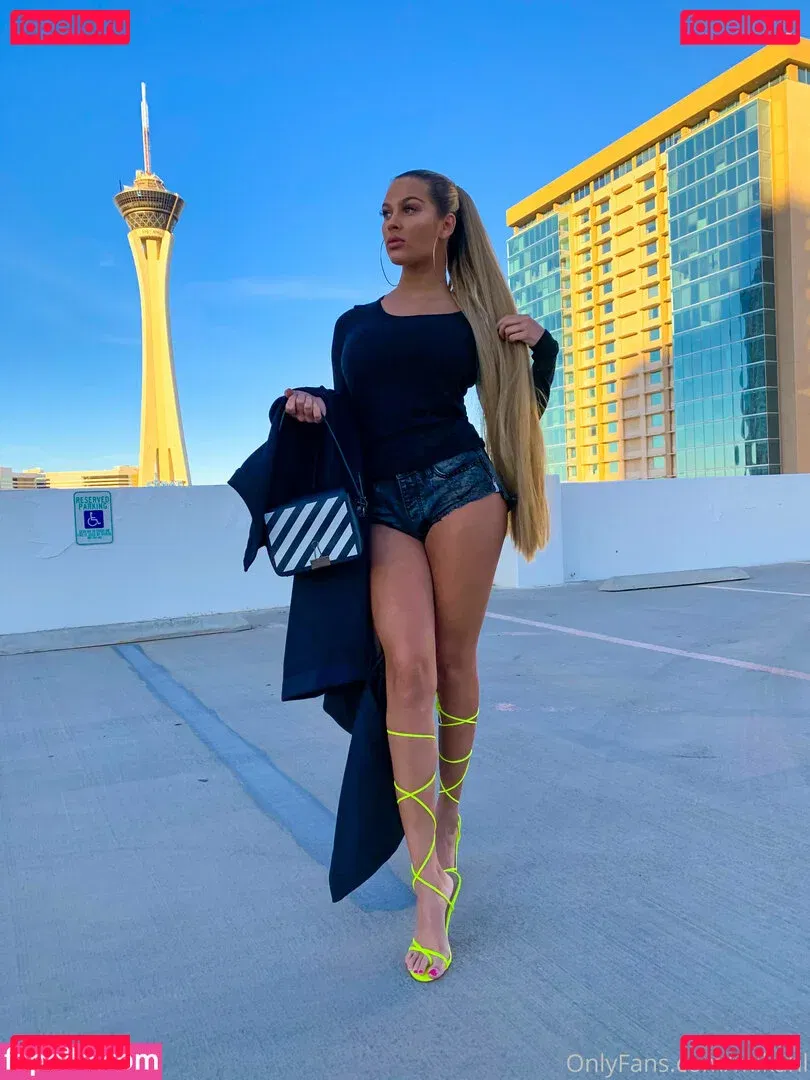 mikahl Onlyfans Photo Gallery 