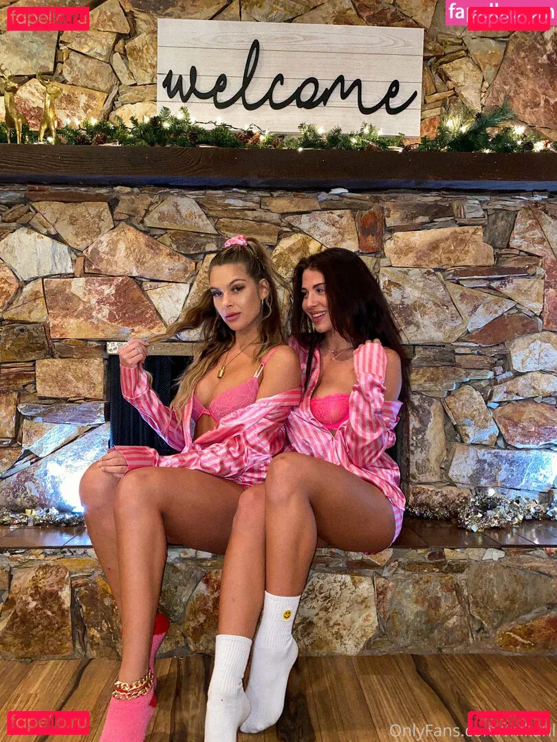 mikahl Onlyfans Photo Gallery 