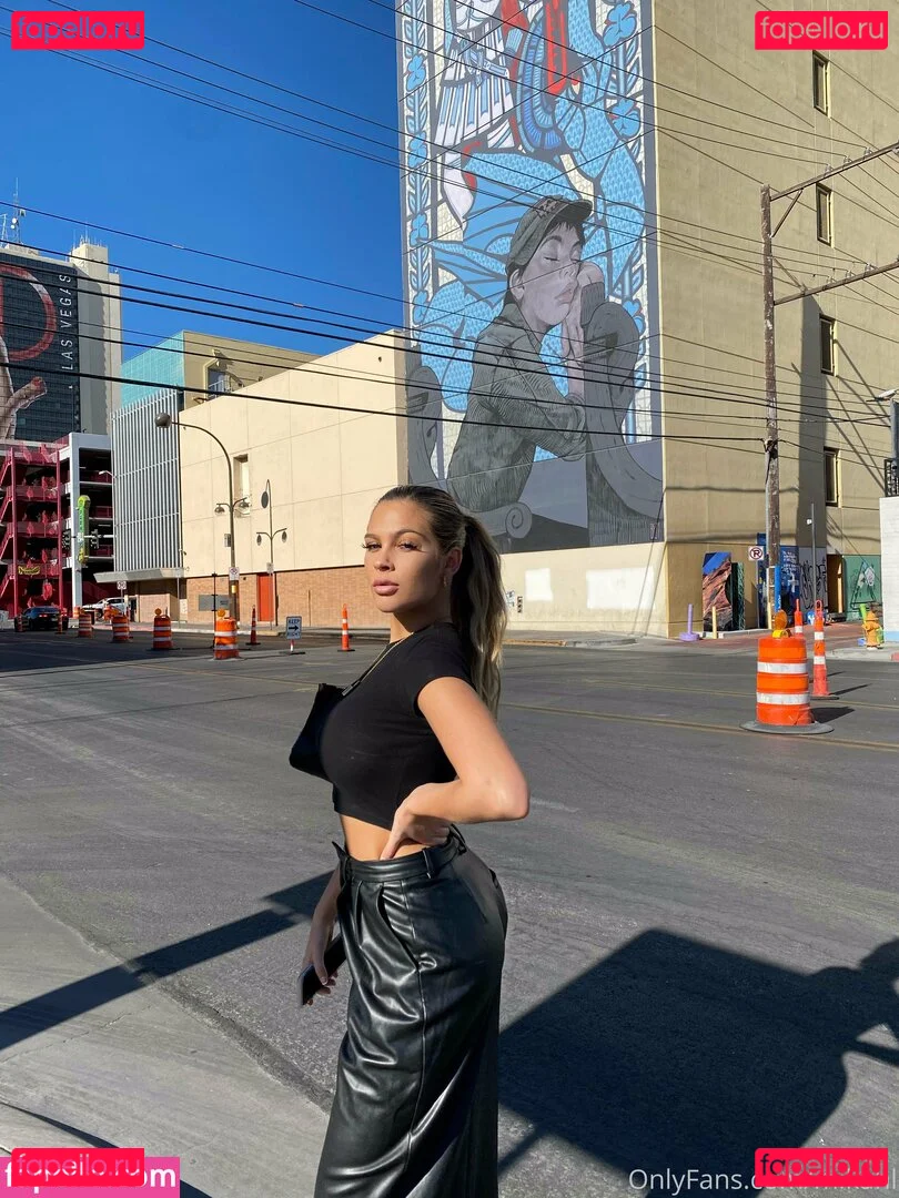 mikahl Onlyfans Photo Gallery 