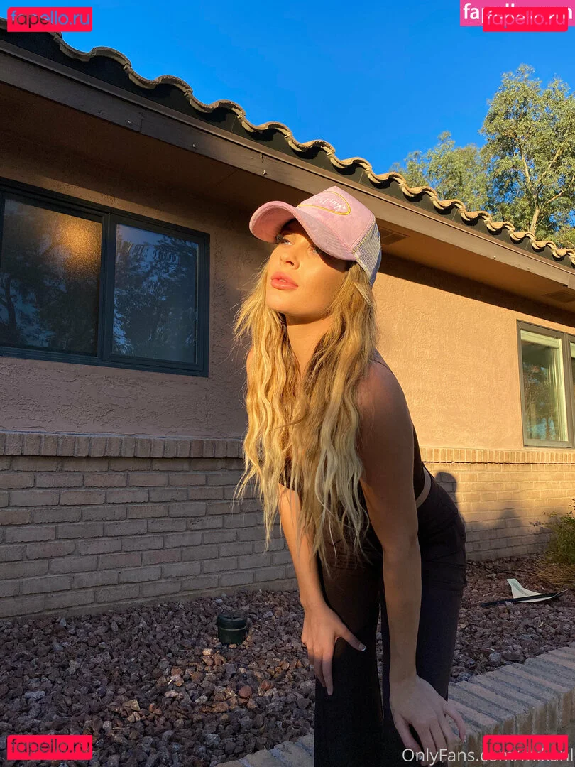 mikahl Onlyfans Photo Gallery 