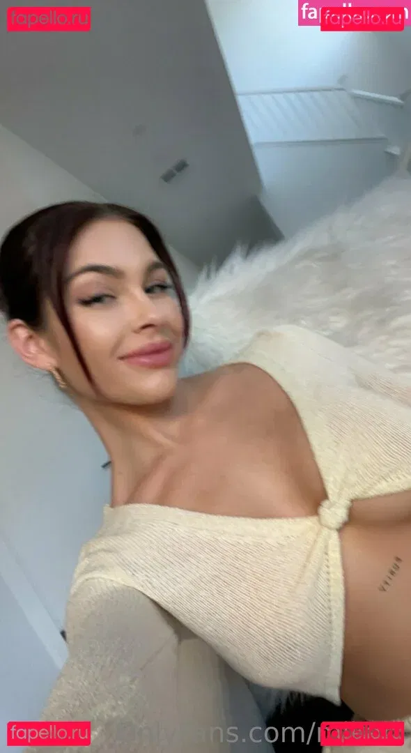 mikahl Onlyfans Photo Gallery 