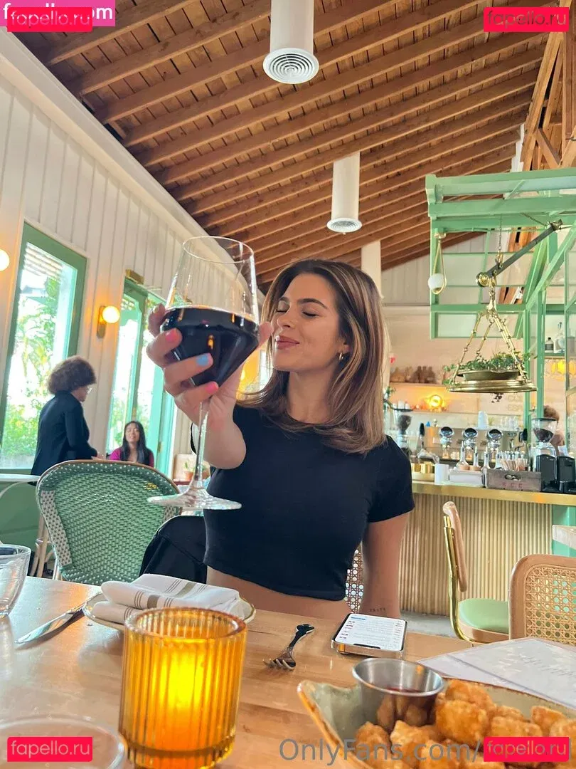 mikahl Onlyfans Photo Gallery 