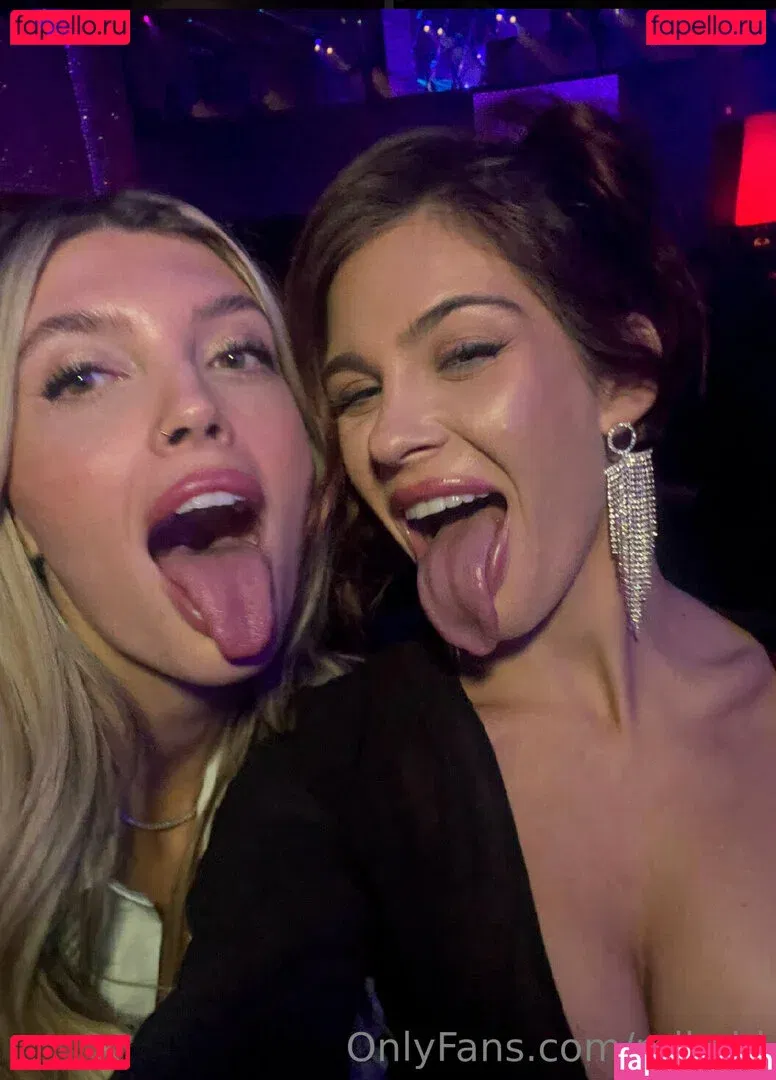 mikahl Onlyfans Photo Gallery 