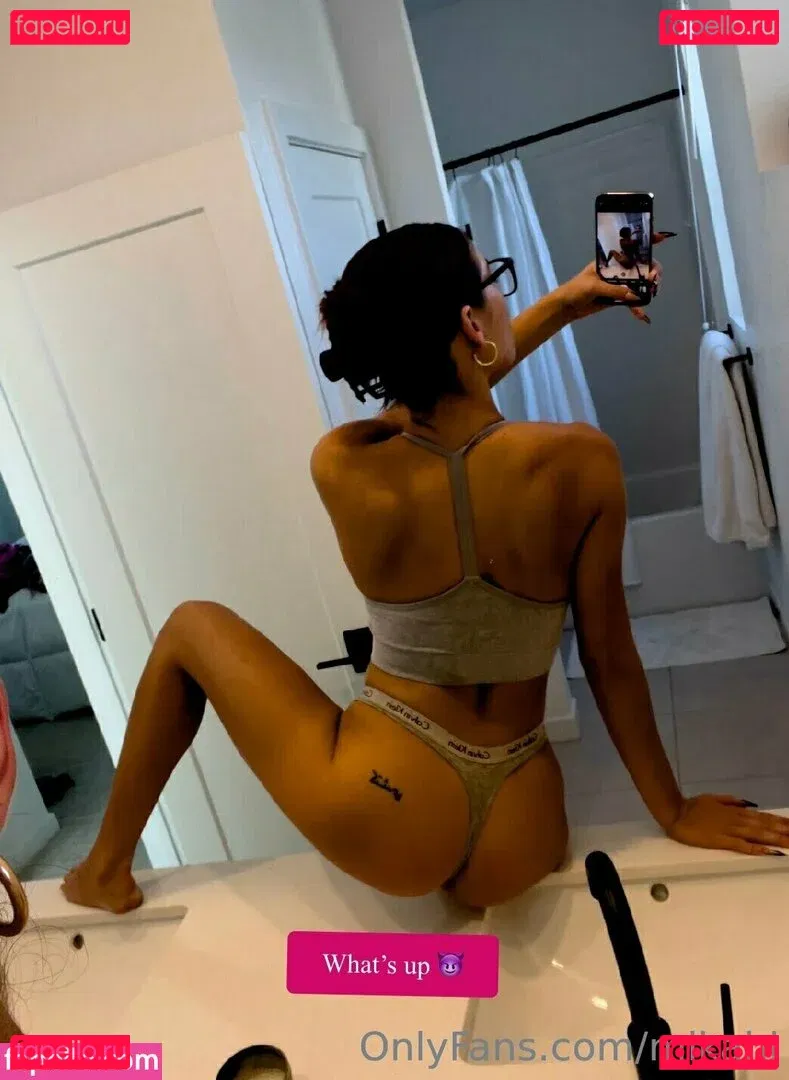 mikahl Onlyfans Photo Gallery 