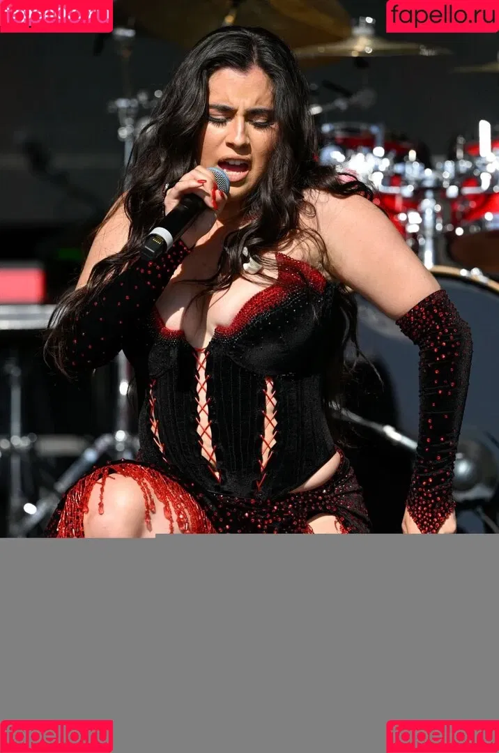 Lauren Jauregui Onlyfans Photo Gallery 