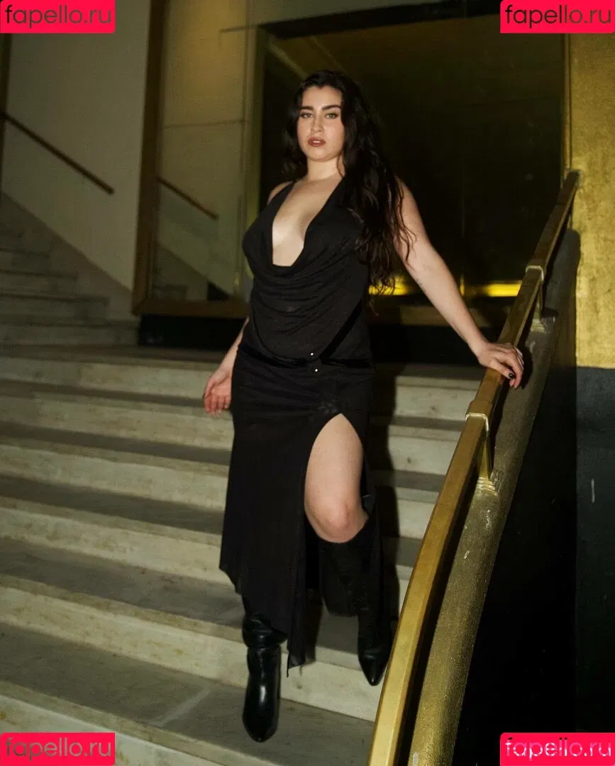 Lauren Jauregui Onlyfans Photo Gallery 