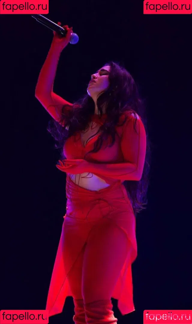 Lauren Jauregui Onlyfans Photo Gallery 
