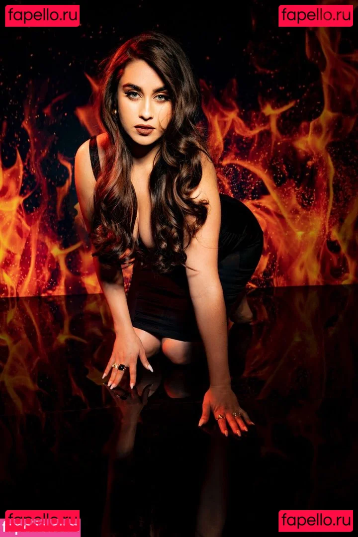 Lauren Jauregui Onlyfans Photo Gallery 