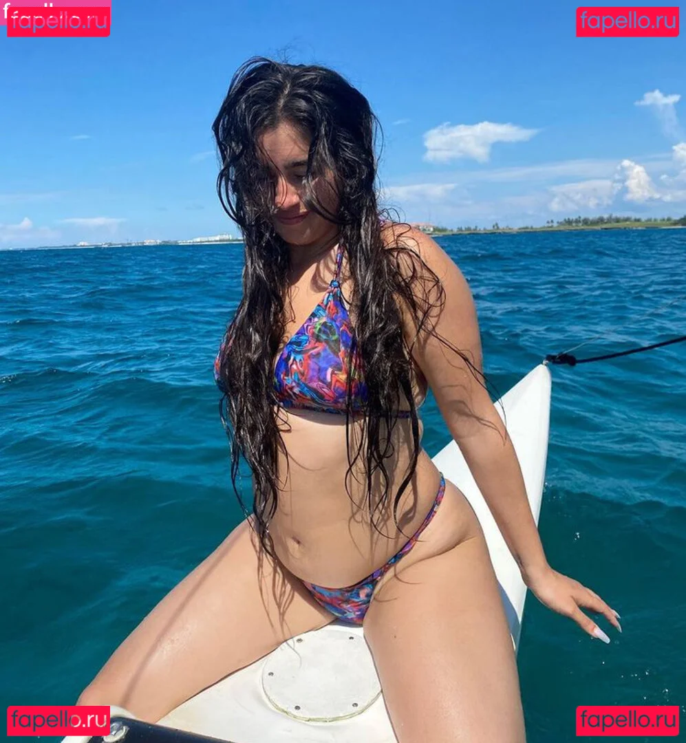 Lauren Jauregui Onlyfans Photo Gallery 