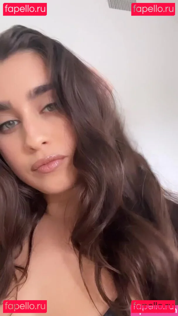 Lauren Jauregui Onlyfans Photo Gallery 