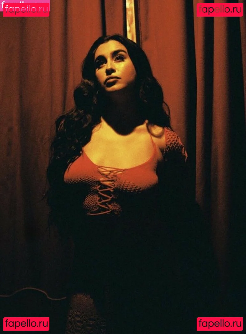 Lauren Jauregui Onlyfans Photo Gallery 