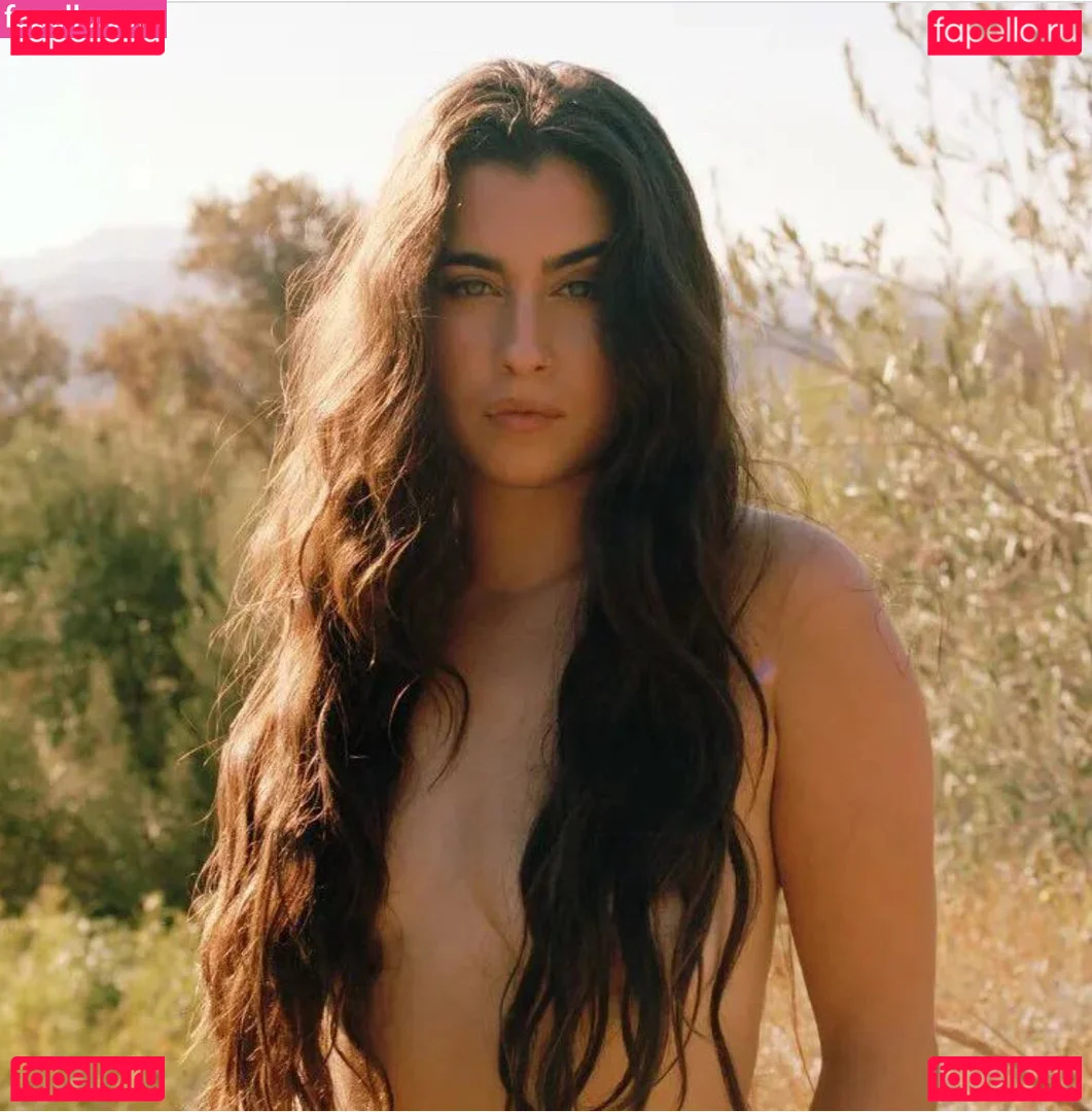 Lauren Jauregui Onlyfans Photo Gallery 