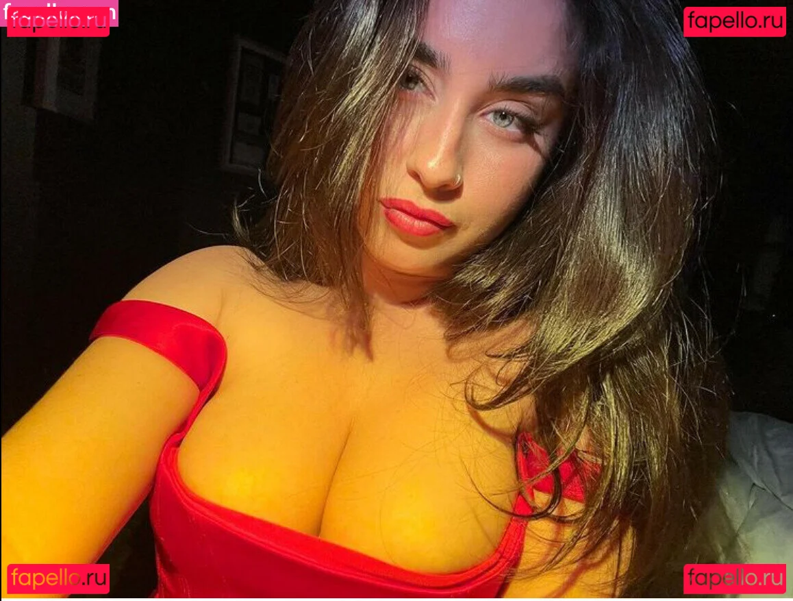 Lauren Jauregui Onlyfans Photo Gallery 