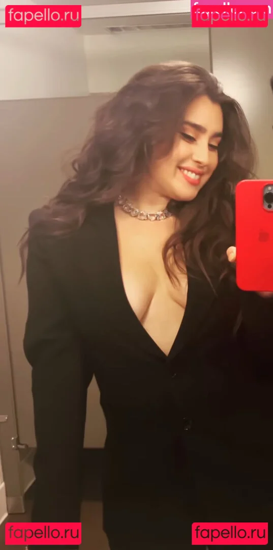 Lauren Jauregui Onlyfans Photo Gallery 