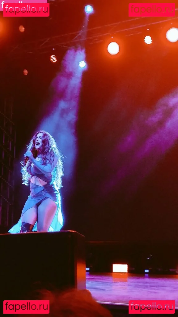 Lauren Jauregui Onlyfans Photo Gallery 