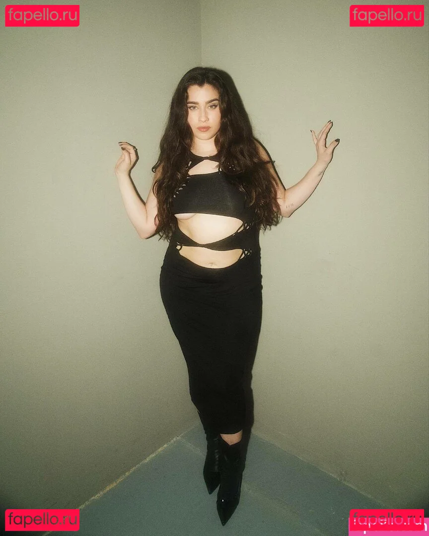 Lauren Jauregui Onlyfans Photo Gallery 