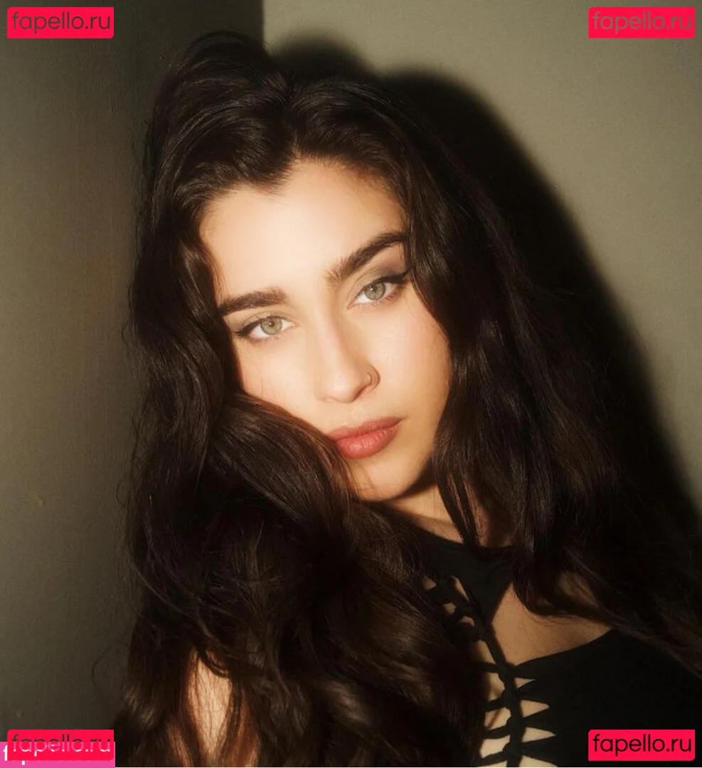 Lauren Jauregui Onlyfans Photo Gallery 