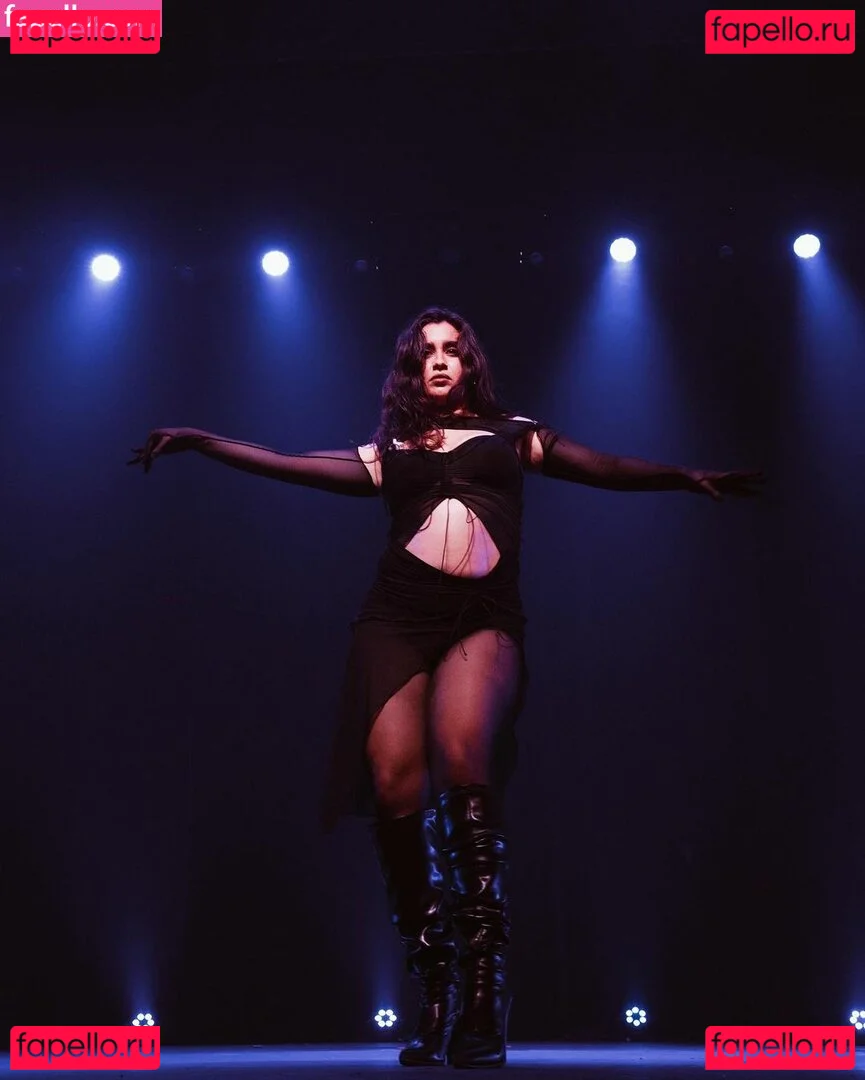 Lauren Jauregui Onlyfans Photo Gallery 