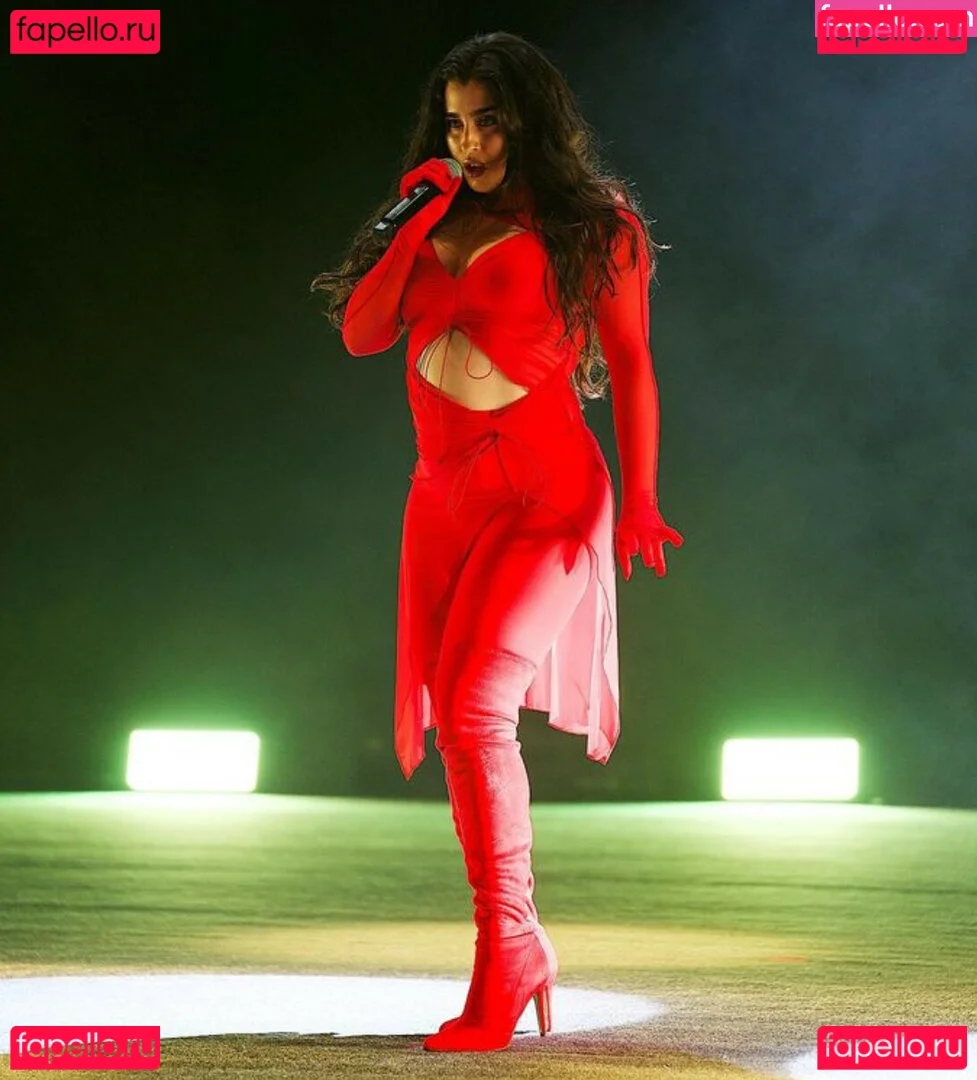 Lauren Jauregui Onlyfans Photo Gallery 