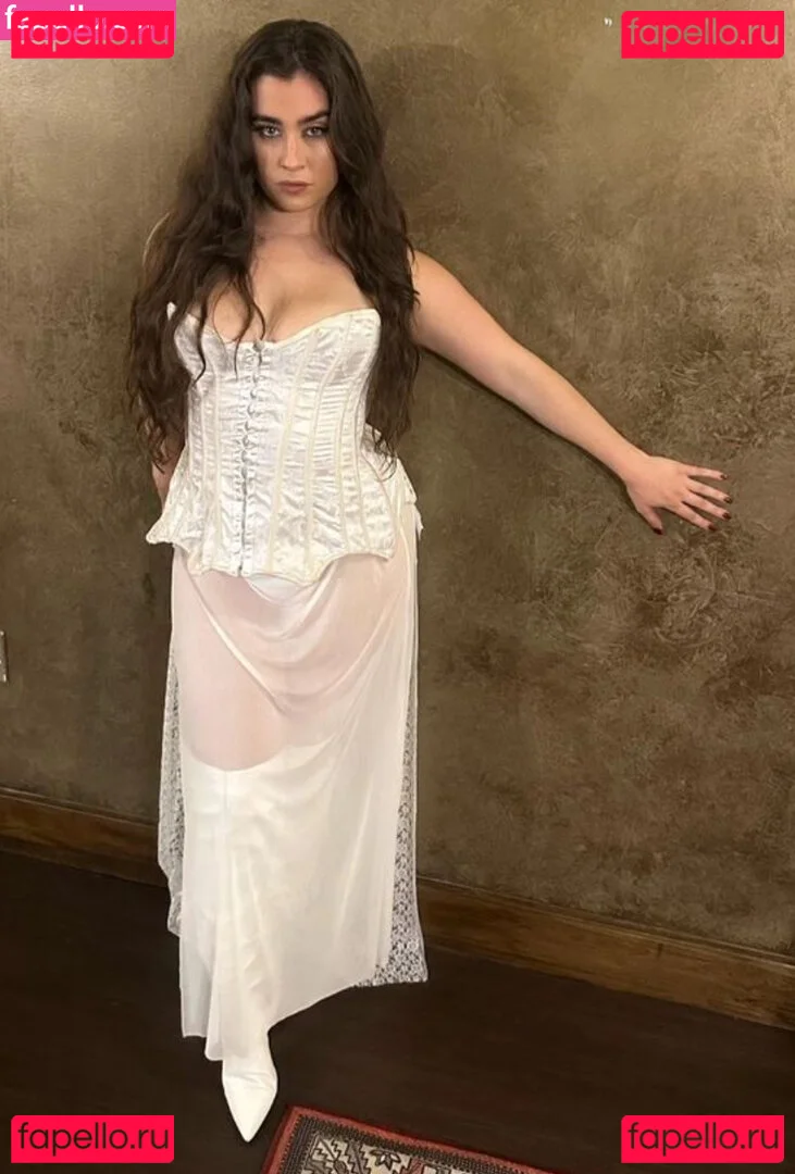 Lauren Jauregui Onlyfans Photo Gallery 