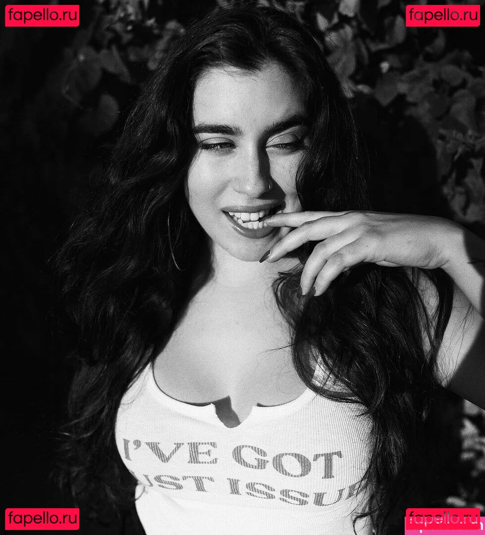 Lauren Jauregui Onlyfans Photo Gallery 