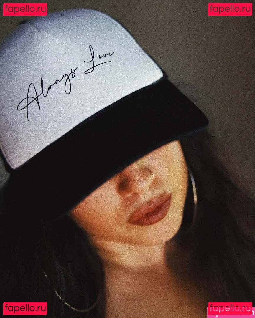 Lauren Jauregui Onlyfans Photo Gallery 