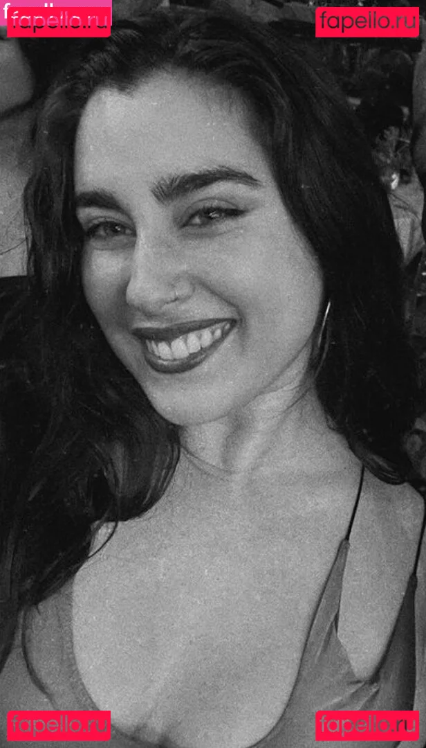 Lauren Jauregui Onlyfans Photo Gallery 