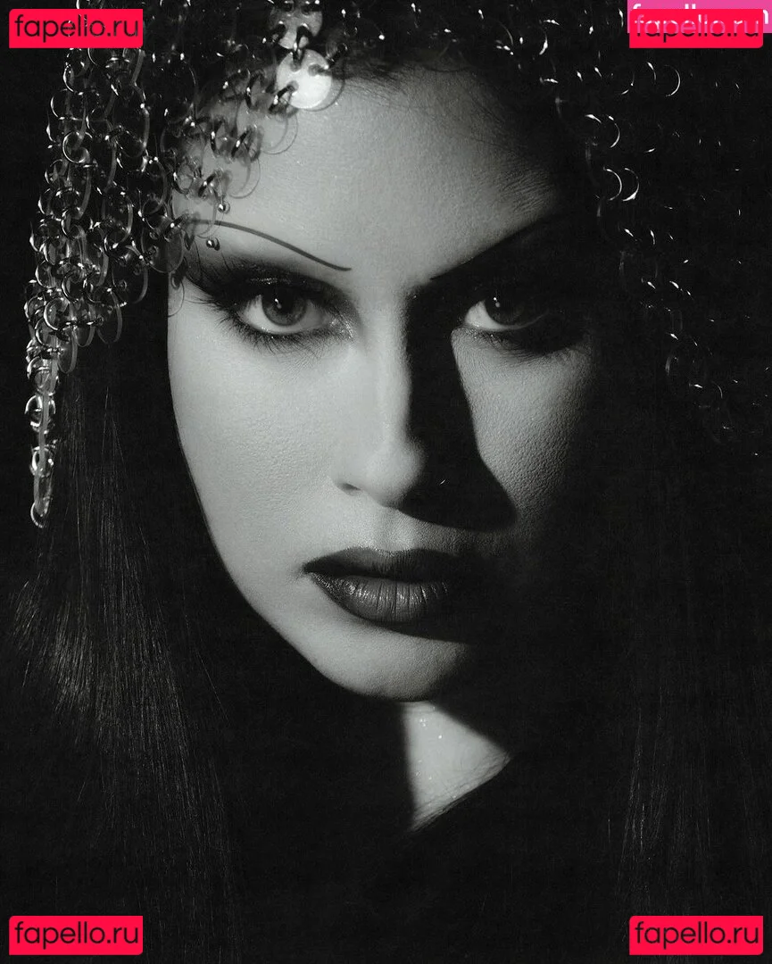 Lauren Jauregui Onlyfans Photo Gallery 