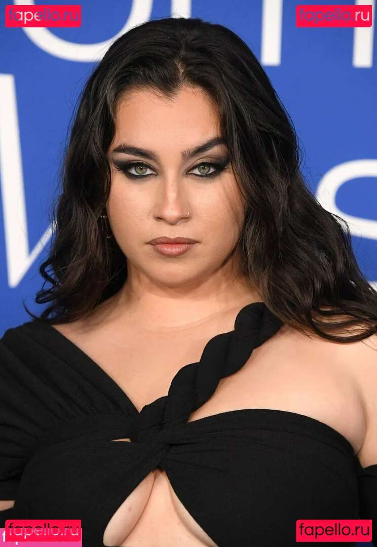 Lauren Jauregui Onlyfans Photo Gallery 