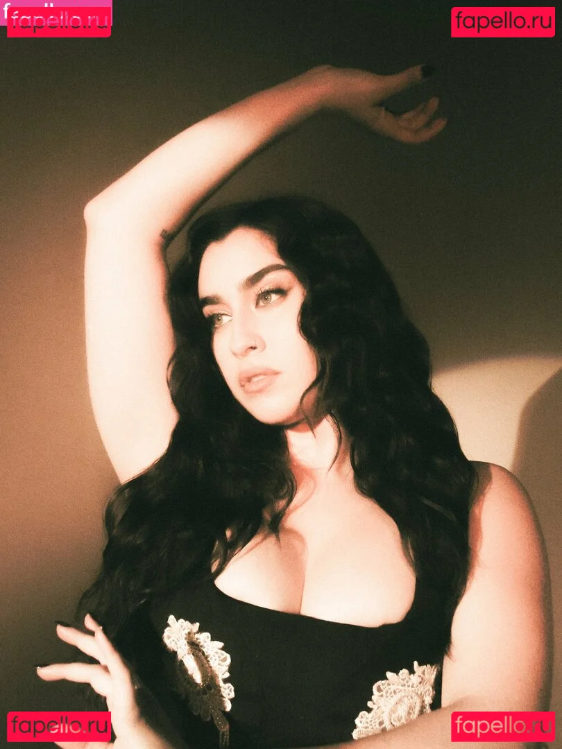 Lauren Jauregui Onlyfans Photo Gallery 