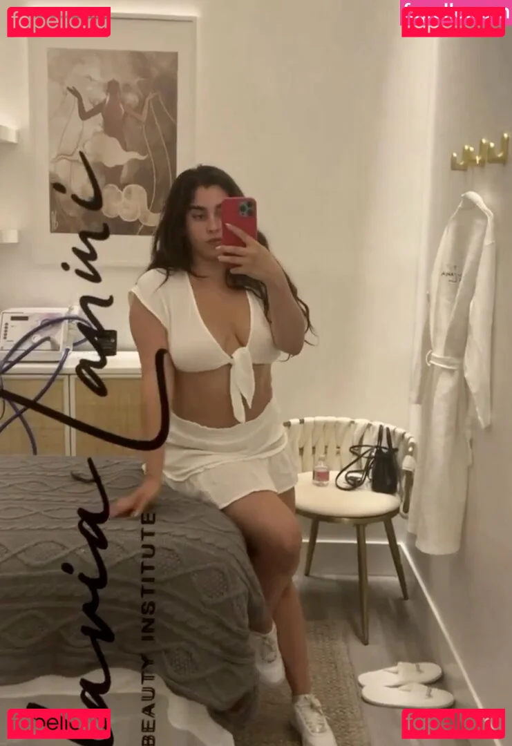 Lauren Jauregui Onlyfans Photo Gallery 