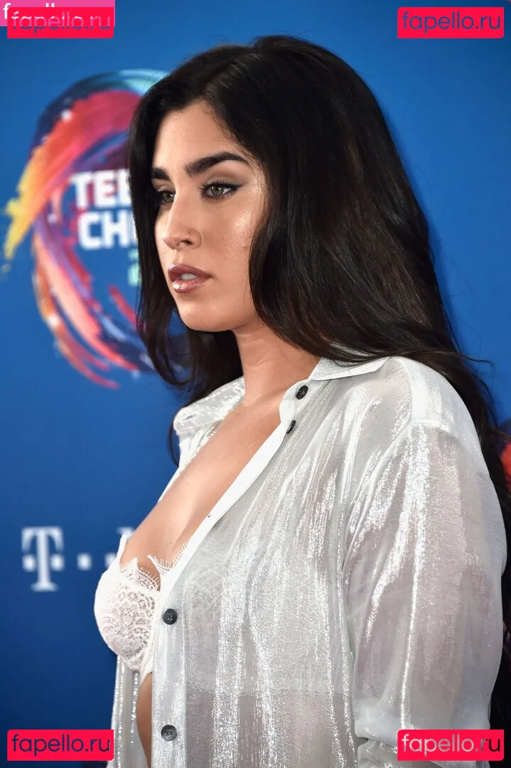 Lauren Jauregui Onlyfans Photo Gallery 