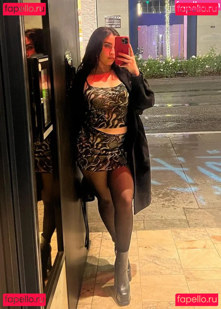 Lauren Jauregui Onlyfans Photo Gallery 