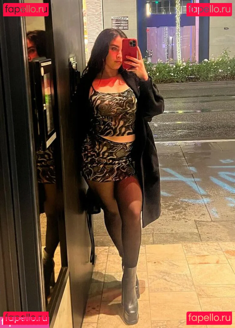 Lauren Jauregui Onlyfans Photo Gallery 