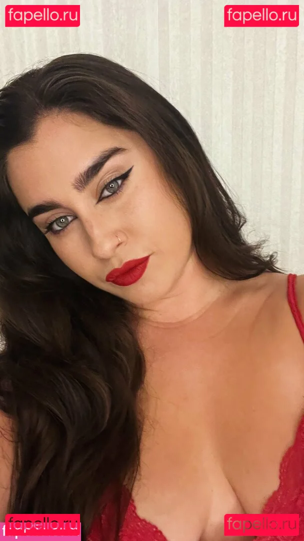 Lauren Jauregui Onlyfans Photo Gallery 