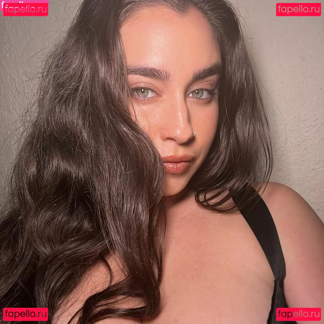 Lauren Jauregui Onlyfans Photo Gallery 