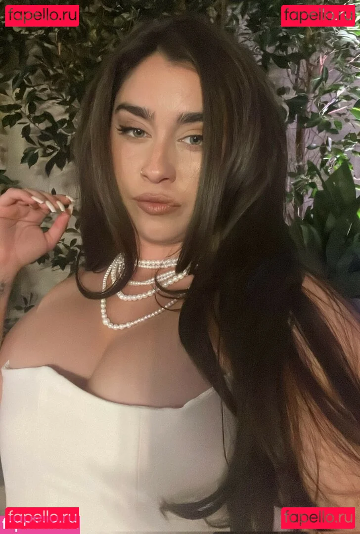 Lauren Jauregui Onlyfans Photo Gallery 