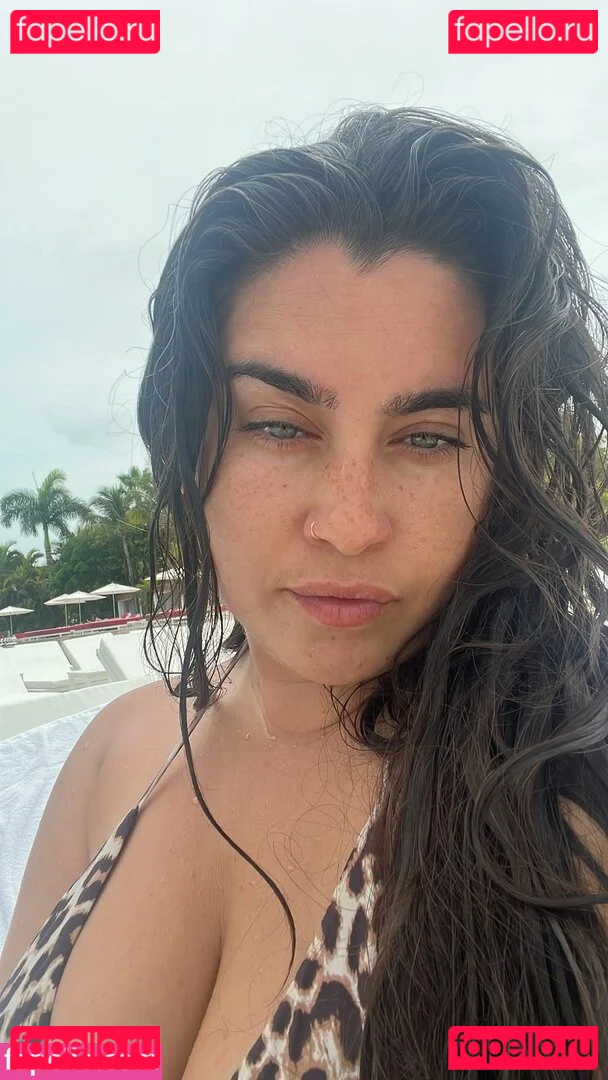 Lauren Jauregui Onlyfans Photo Gallery 