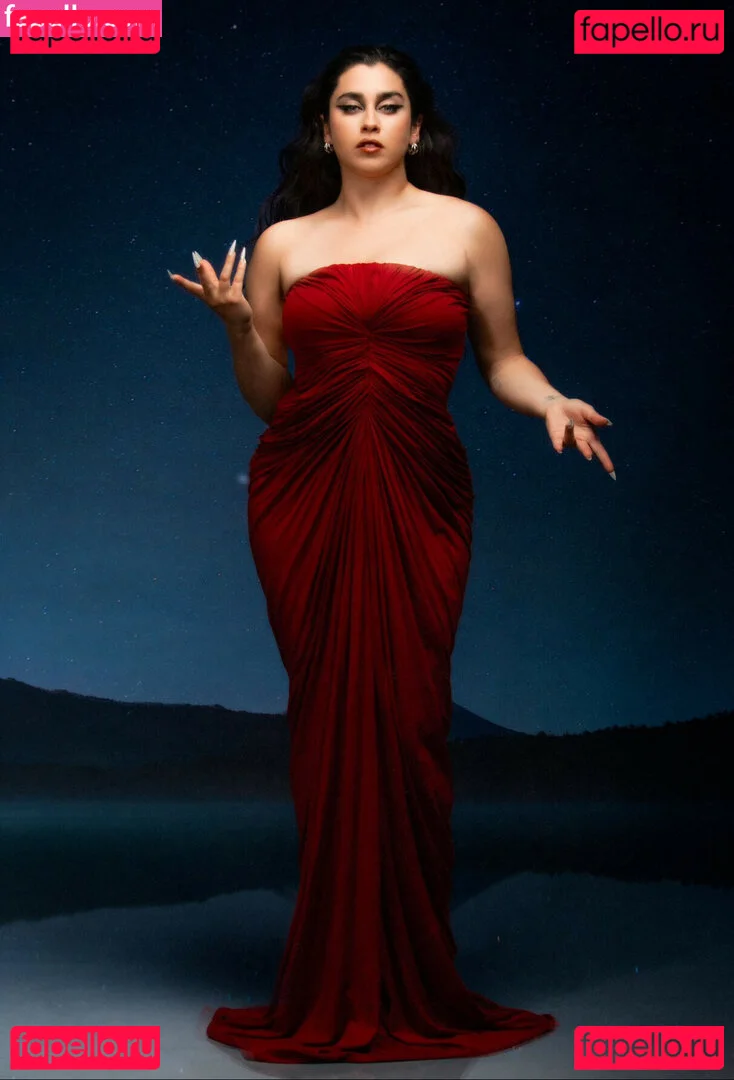 Lauren Jauregui Onlyfans Photo Gallery 