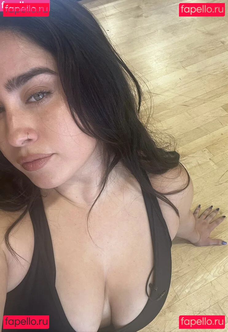 Lauren Jauregui Onlyfans Photo Gallery 