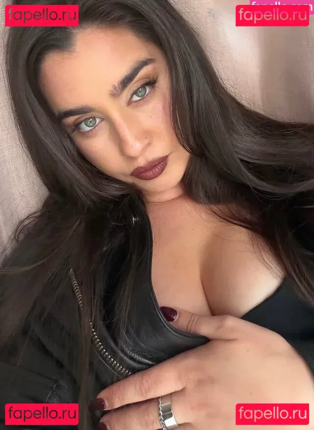 Lauren Jauregui Onlyfans Photo Gallery 