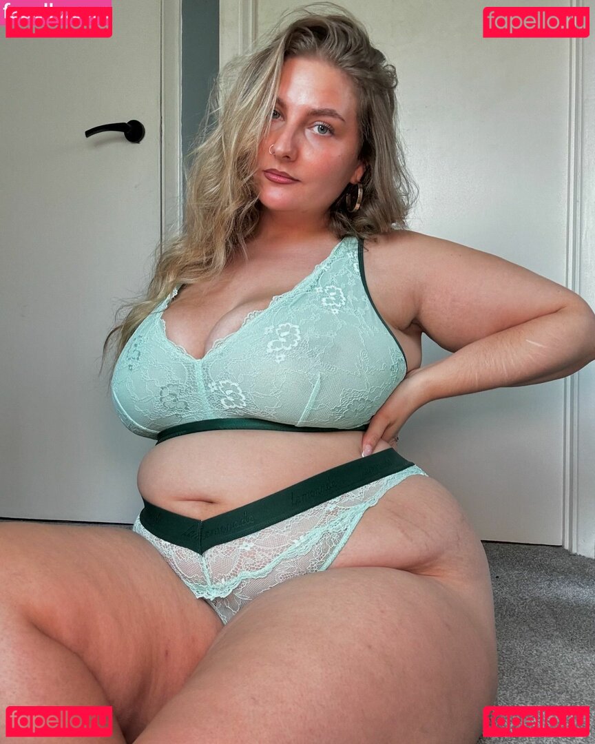 Xelliesweetx / elysesweet Onlyfans Photo Gallery 