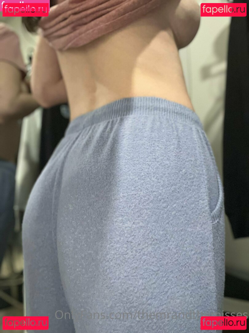 somethingceleste / themrandthemisses Onlyfans Photo Gallery 