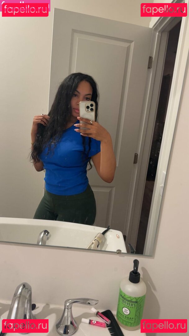 Desireava / ava.desire Onlyfans Photo Gallery 