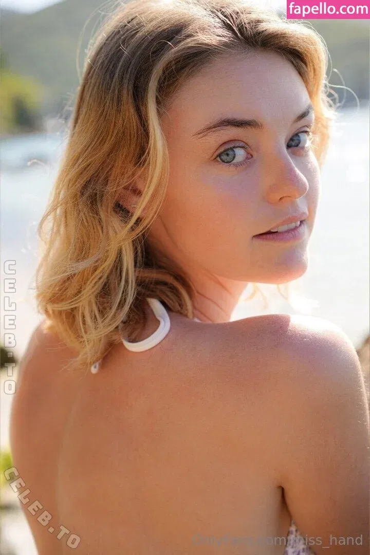 Willow Hand Onlyfans Photo Gallery 